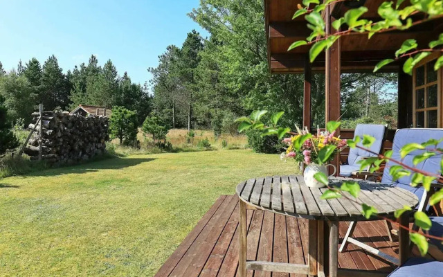 Charming Coastal Retreat-by Traum