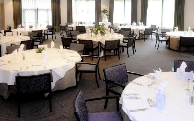 Stirling Court Hotel
