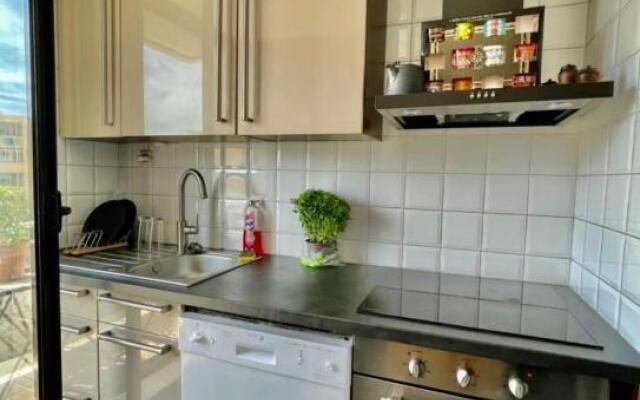 "Chez Jules" Spacious apt with 2 balconies in Marseille