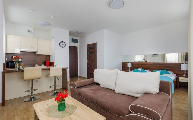 Atrium Studio Sarbinowo by Renters