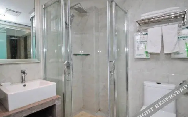 Gaodeng Business Hotel