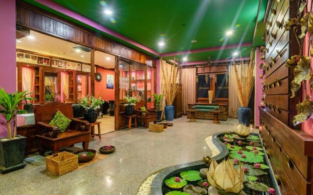 Empress Angkor Resort & Spa