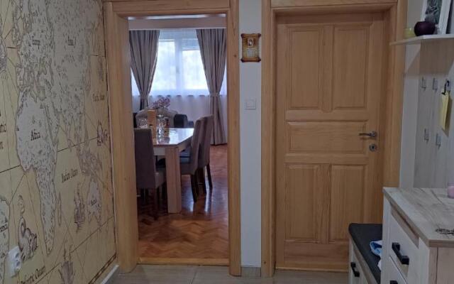 House Sarovic 2