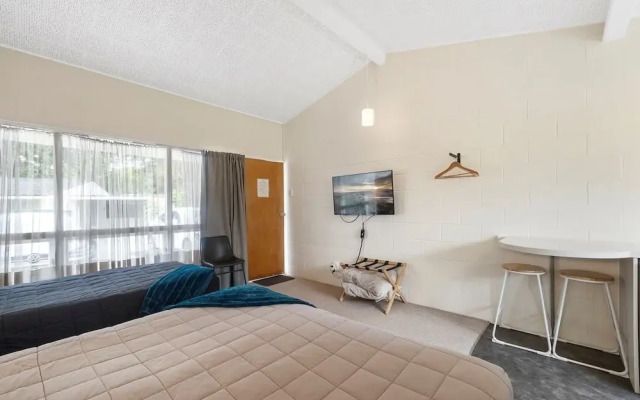 Tower Road Motel