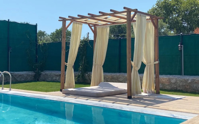 Eroglu Villas