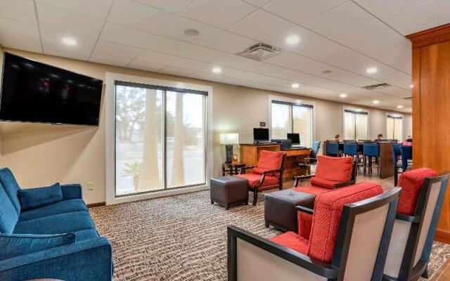 Comfort Suites At Eglin Air Force Base