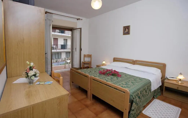 Hotel Soleado