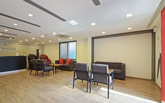 OYO Townhouse 030 Ashram Road Ahmedabad