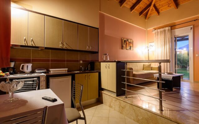 Kyparissia Garden Retreat - Premium Master Suite