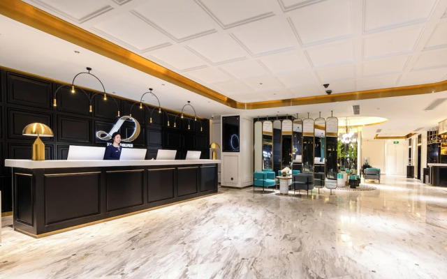 XANA Deluxe International Hotel Dongshankou Metro Station Branch