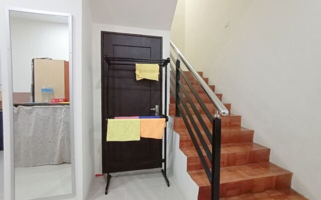 OYO 90186 Tiong's Homestay - Gated Comm