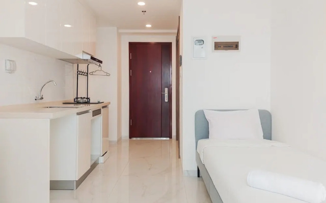 Warm And Homey Studio Apartment At Sky House Alam Sutera