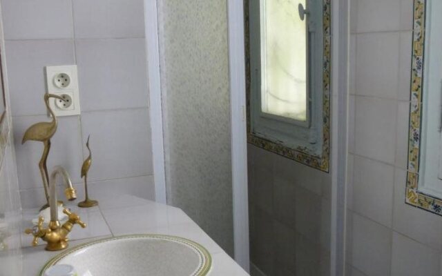 Bed And Breakfast Charonne 2