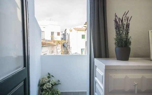 Lets Holidays rooms Cadaques