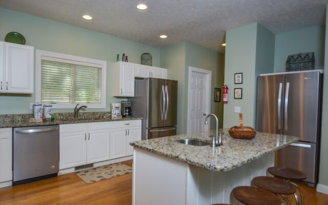 Wynsome Run Lodge 7 Bedroom House