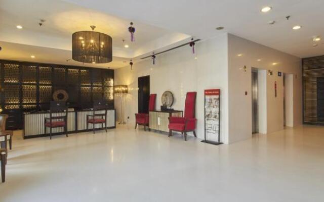 Ebony Boutique Hotel
