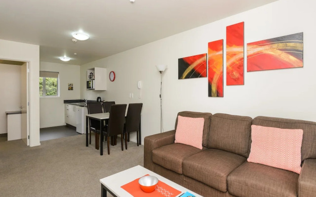 Ellena Court Motel