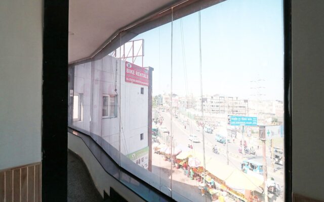 OYO 5049 Hotel Doon