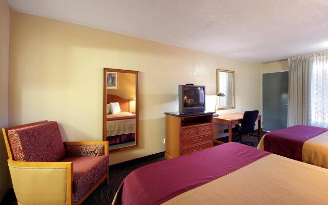 Americas Best Value Inn Shawnee