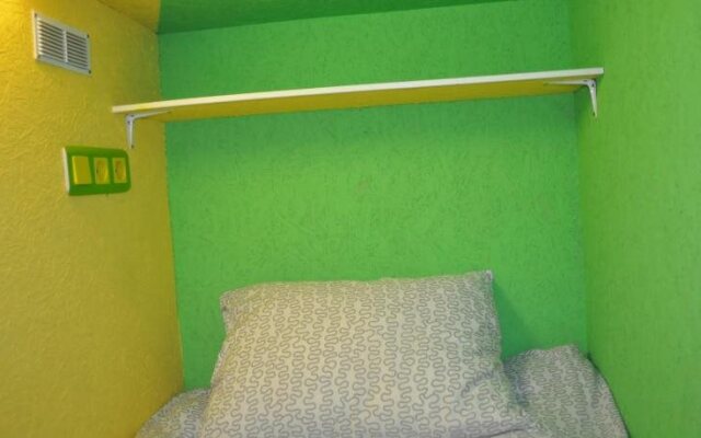 Green Cat Capsule Hostel