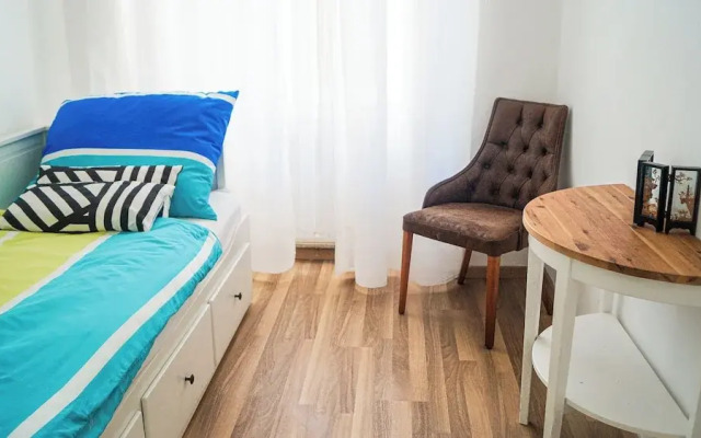 Modern 2BR Apartment Long Stay Belvedere