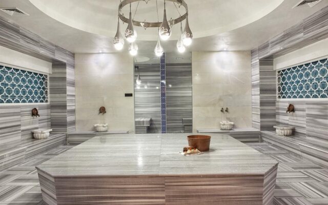 Long Beach Harmony Hotel & Spa