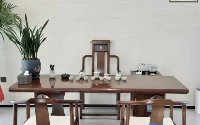 Weishan Island Hufeng Manshe Homestay (Weishan Lake Tourist Area)