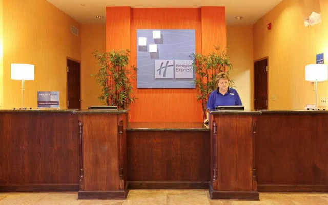 Holiday Inn Express & Suites Malvern