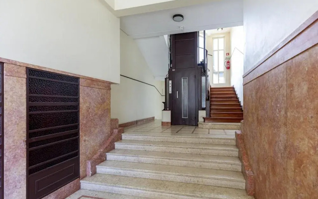 Feel Porto Downtown City Roofs