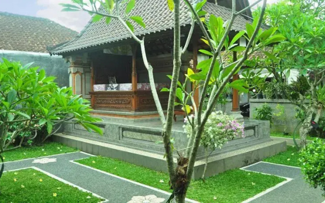Bisma Sari House
