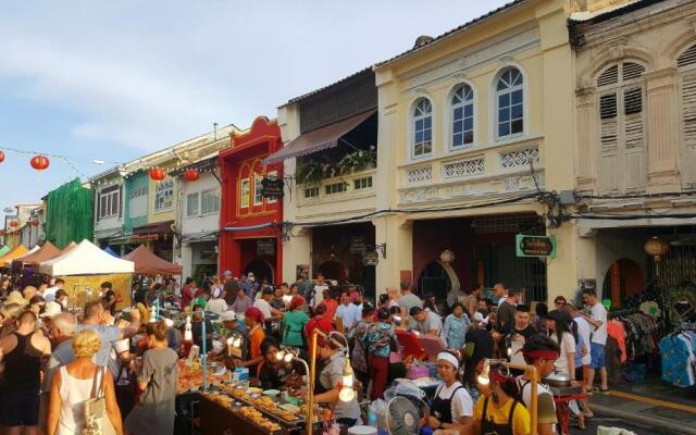 Sunny Hostel Phuket