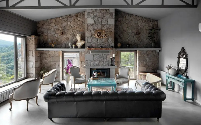Mila House