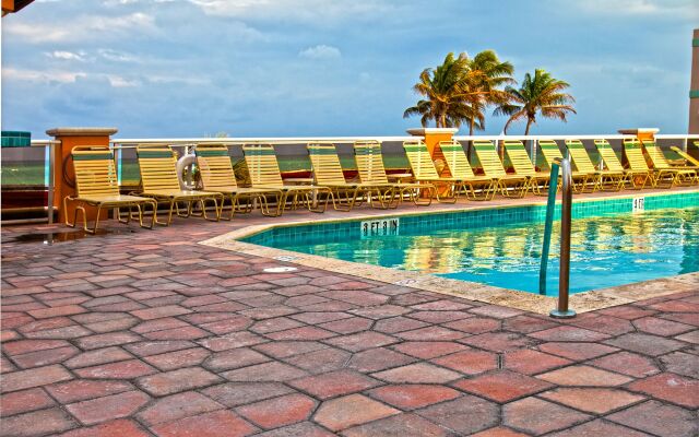 Hollywood Beach Tower