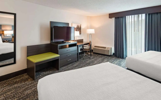 Plaza Hotel and Suites