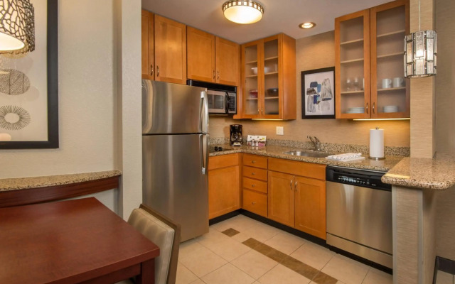 Residence Inn by Marriott Dulles Airport At Dulles 28 Centre