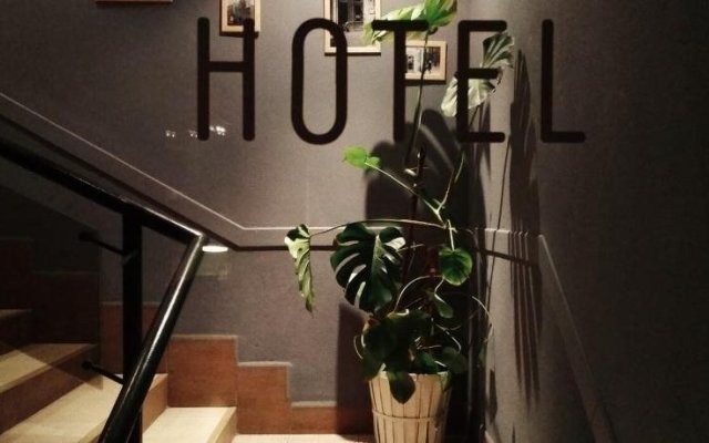 Hygge Cafe & Hotel