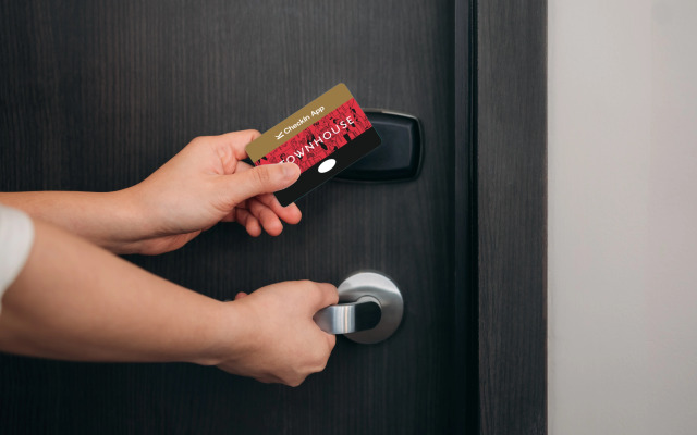 Super Townhouse Oak Udyog Vihar