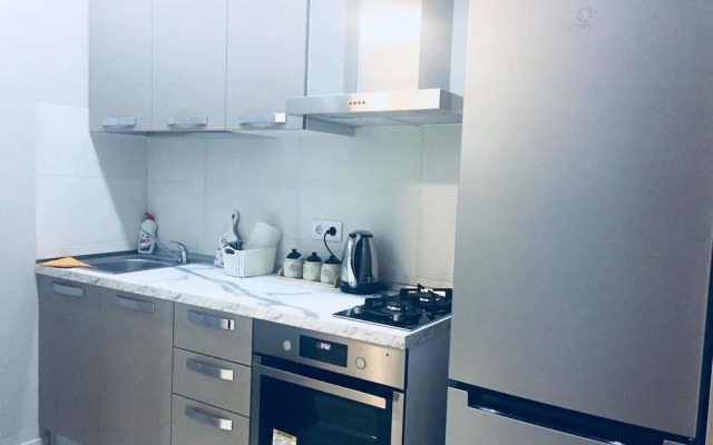 Sols M2 White Modern Apartments