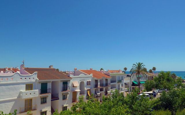 Kione Villamar Habitat