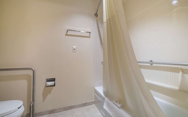 Oxford Inn Silverdale