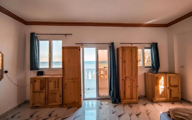 Zarnouk beach house