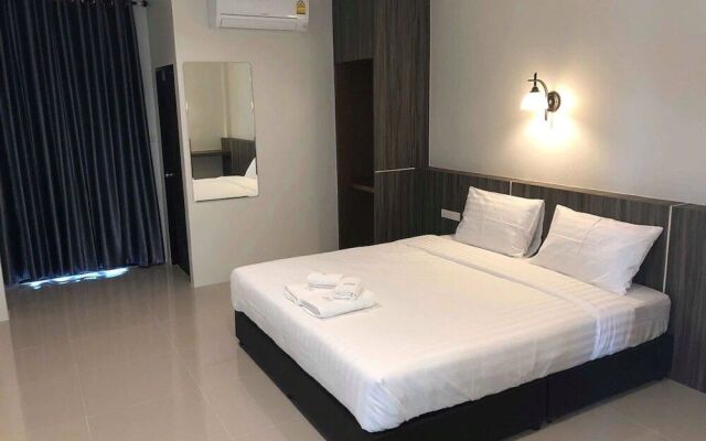 The Hub Suratthani Hotel