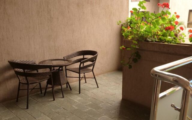 The Courtyard at Vanga