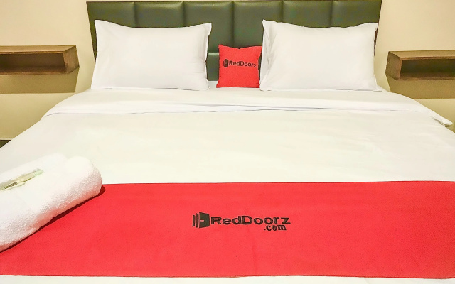 RedDoorz @ Jalan Gelanggang Remaja Waena Jayapura