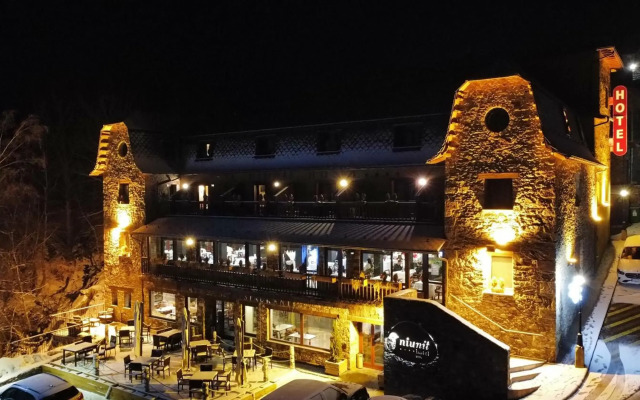 Hotel & Spa Niunit