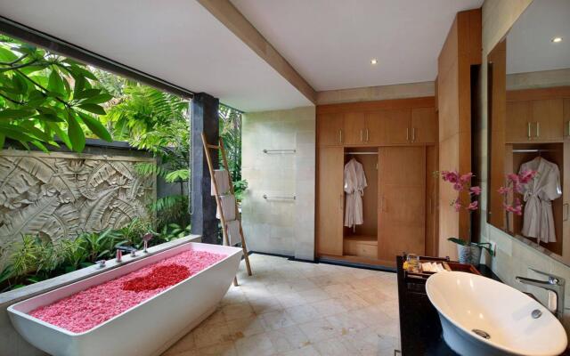 Lacasa Villa Legian