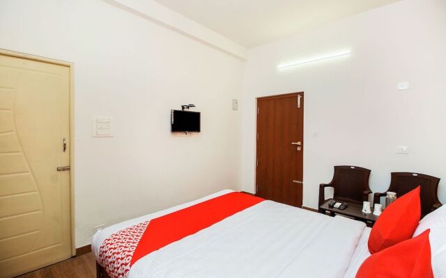 Oyo 37217 Hotel Cresant Park