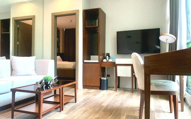 The Henry Hotel Roost Bacolod