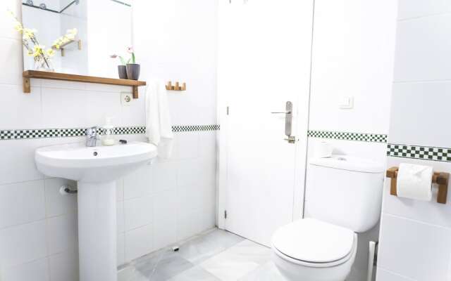 Archeros Suite by Valcambre