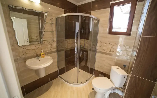 Villas in Complex Trakiyskiy Bryag